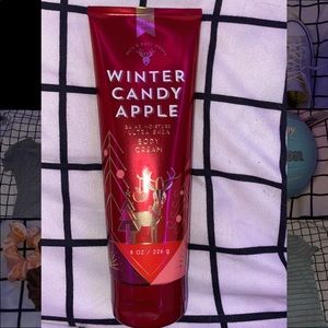 Bath and body works winter candy apple lotion